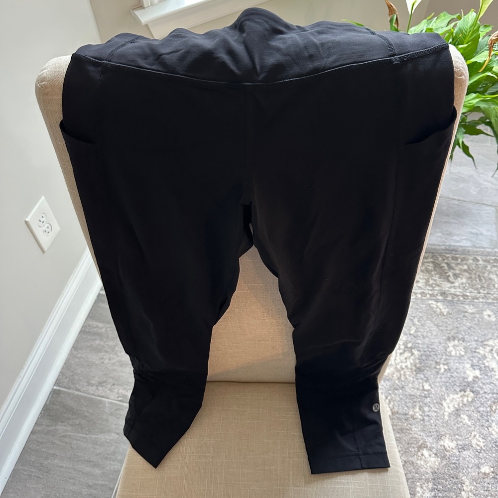 lululemon athletica Black Ankle Pants
